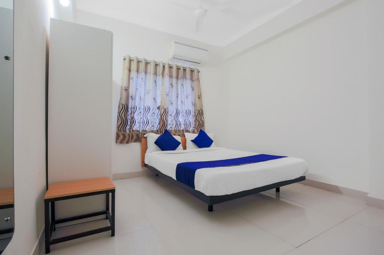 Oyo Silverkey 74581 Nallagandla Hotel Хидерабад Екстериор снимка