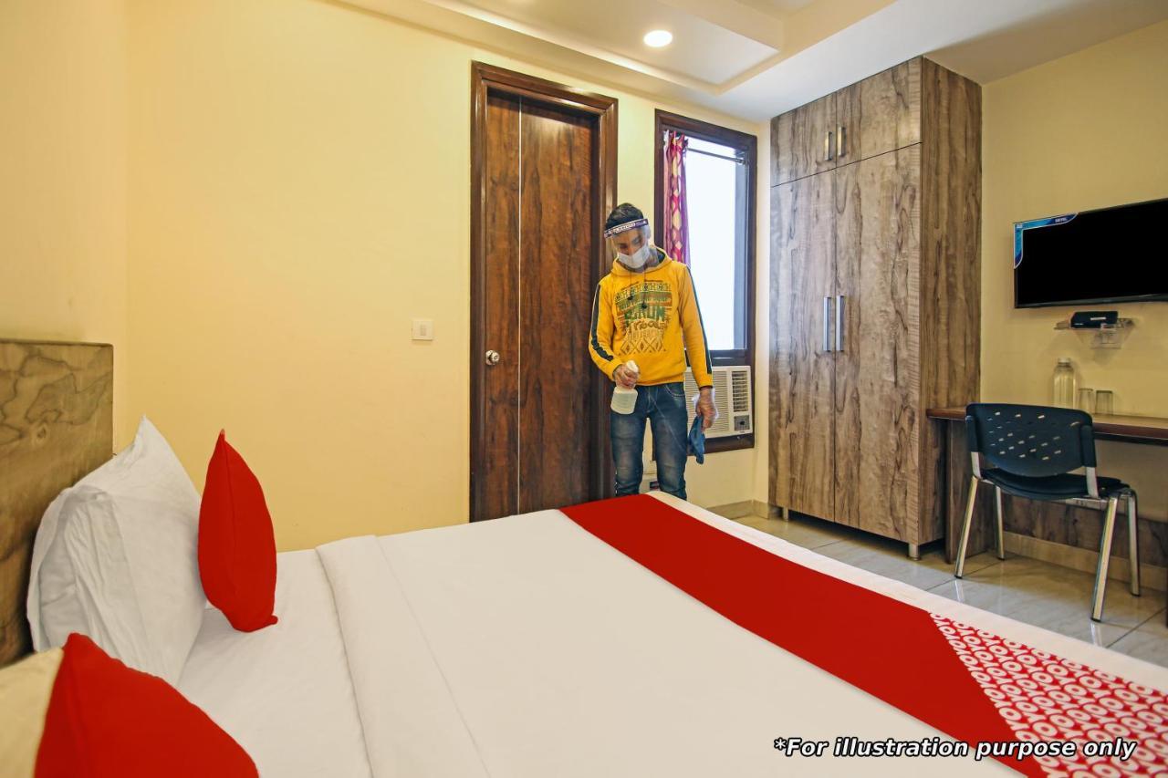 Oyo Silverkey 74581 Nallagandla Hotel Хидерабад Екстериор снимка