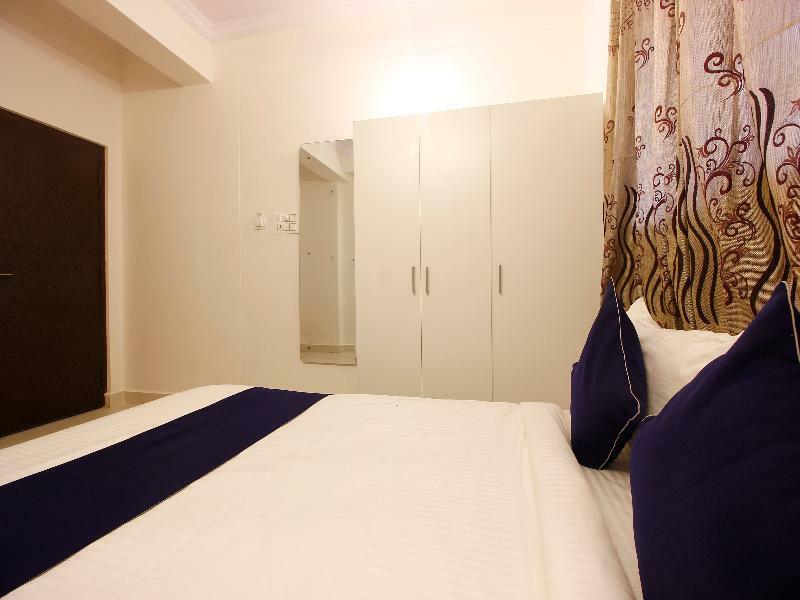 Oyo Silverkey 74581 Nallagandla Hotel Хидерабад Екстериор снимка