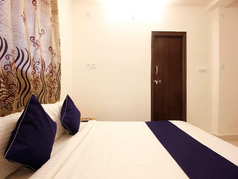 Oyo Silverkey 74581 Nallagandla Hotel Хидерабад Екстериор снимка