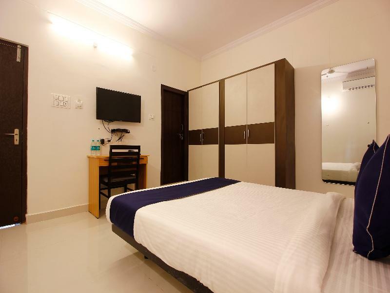 Oyo Silverkey 74581 Nallagandla Hotel Хидерабад Екстериор снимка
