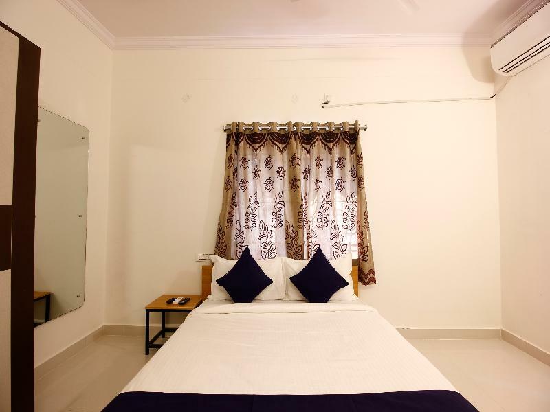 Oyo Silverkey 74581 Nallagandla Hotel Хидерабад Екстериор снимка